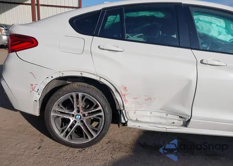 2015 BMW X4 xDrive28I z USA, uszkodzony, nr VIN 5UXXW3C53F0M89233